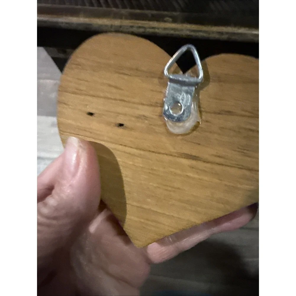 Vintage Wooden Heart Shelf 5 Pegs Dark Wood 16